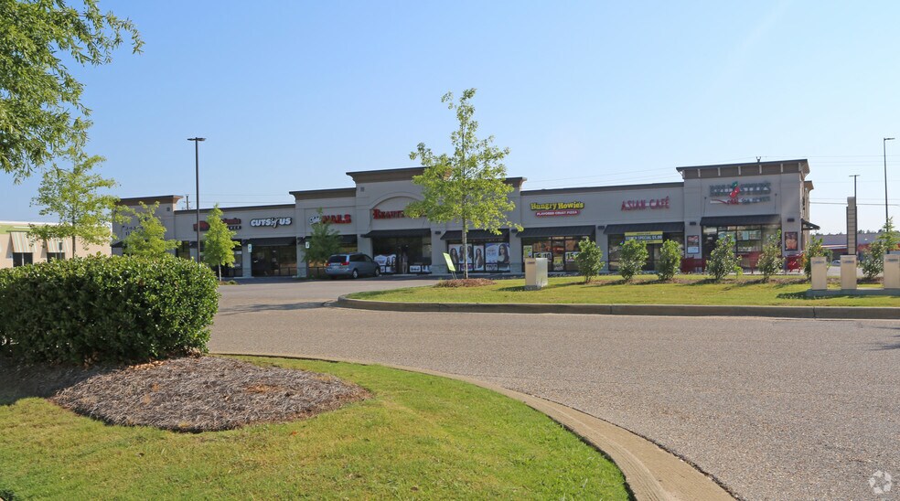 More Photos Of 10650 Chantilly Pky, Montgomery Storefront Retail Office For Lease
