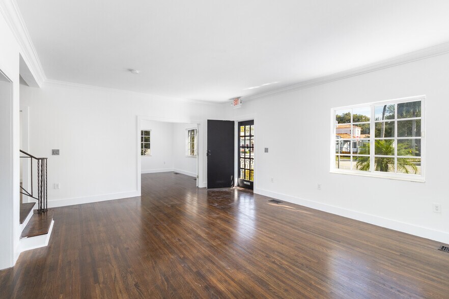 More Photos Of 5810 Biscayne Blvd, Miami Loft Creative Space For Sale