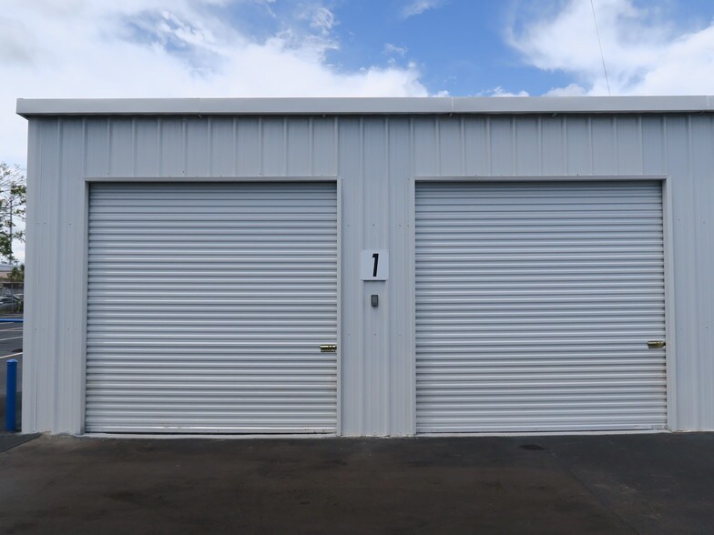 More Photos Of 5711 Star Ln, Houston Industrial For Sale