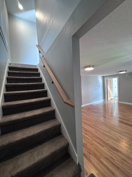 More Photos Of 1505 NW 10th Ave, Camas Multifamily For Sale