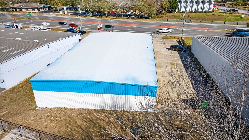 More Photos Of 809 N Cocoa Blvd, Cocoa General Retail For Sale