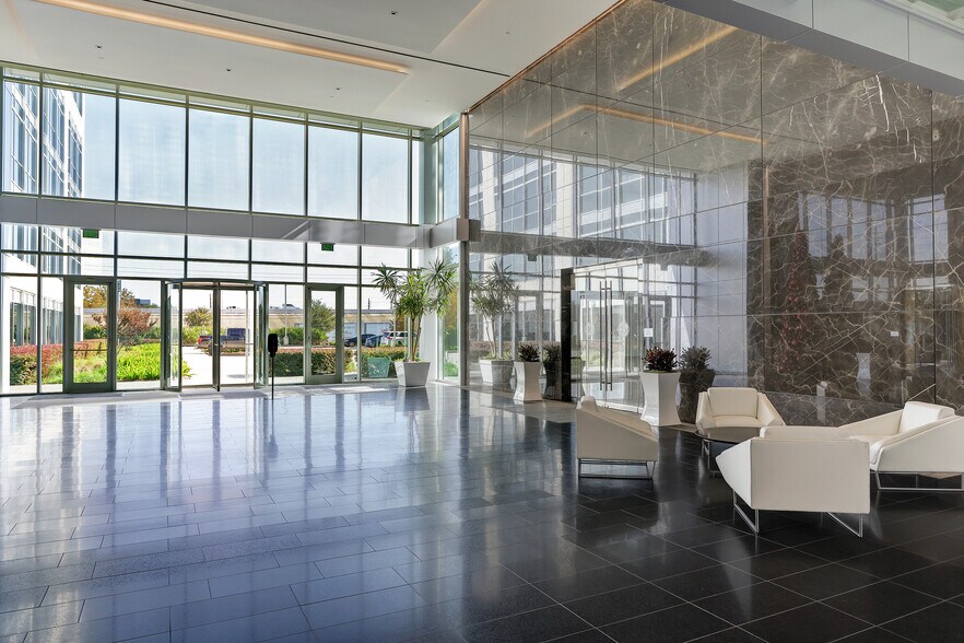 More Photos Of 11330 Clay Rd, Houston Office For Lease