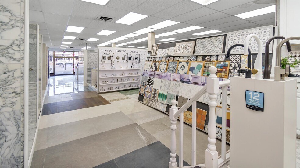 More Photos Of 1179 Old Country CR-58 Rd, Riverhead Showroom For Sale