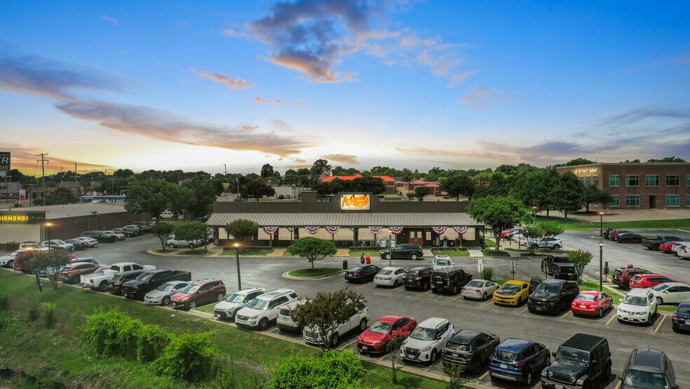 Primary Photo Of 5304 N Galloway Ave, Mesquite Restaurant For Sale