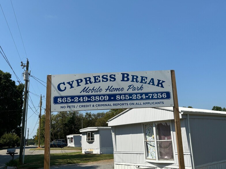 Primary Photo Of 311 Thompson Rd, Madisonville Manufactured Housing Mobile Home Park For Sale