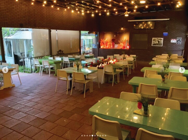 More Photos Of 6915 Foothill Blvd, Tujunga Restaurant For Lease