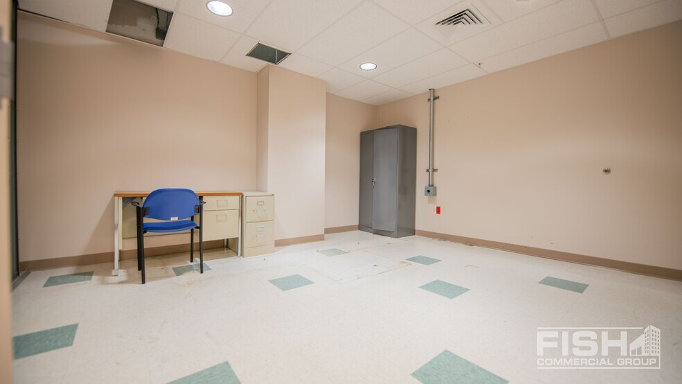More Photos Of 24 Cree Dr, Lock Haven Hospital For Lease