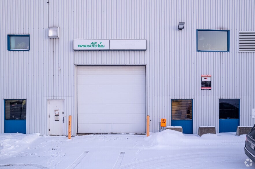 More Photos Of 3635-3675 Boul de la Grande-Allée, Boisbriand Flex For Lease