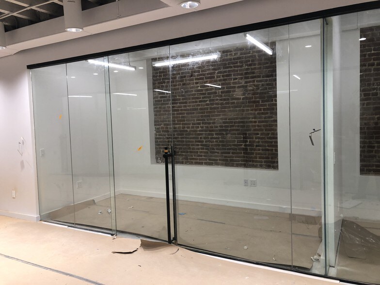 More Photos Of 839 Broadway, Brooklyn Freestanding For Lease