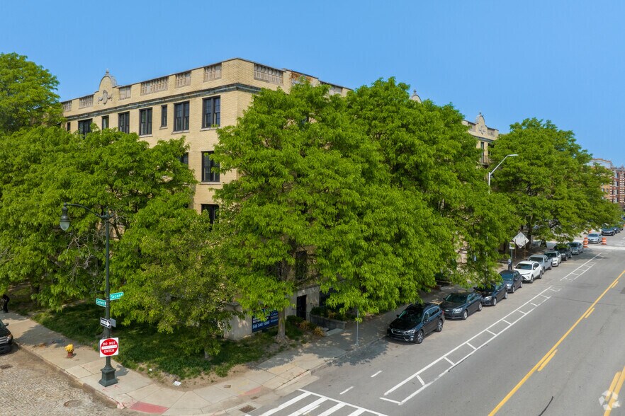 More Photos Of 4401-4417 2nd Ave, Detroit Apartments For Lease