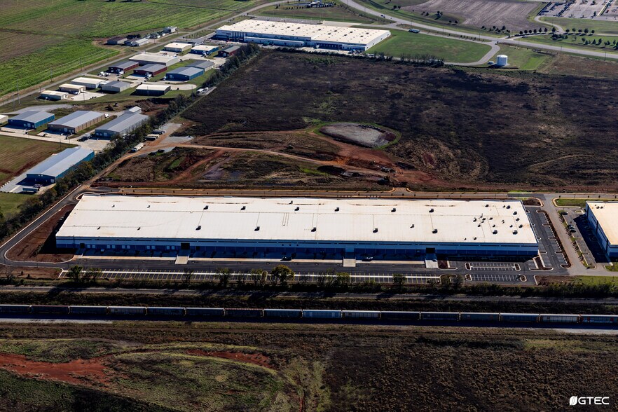 More Photos Of 26641 Distribution Blvd NW, Madison Warehouse For Lease