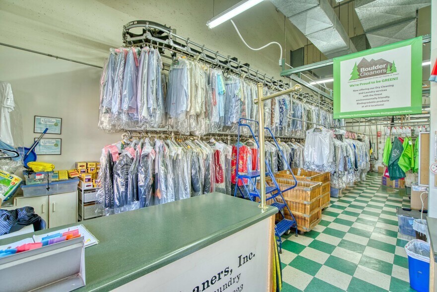 More Photos Of 5280 Spine Rd, Boulder General Retail For Lease