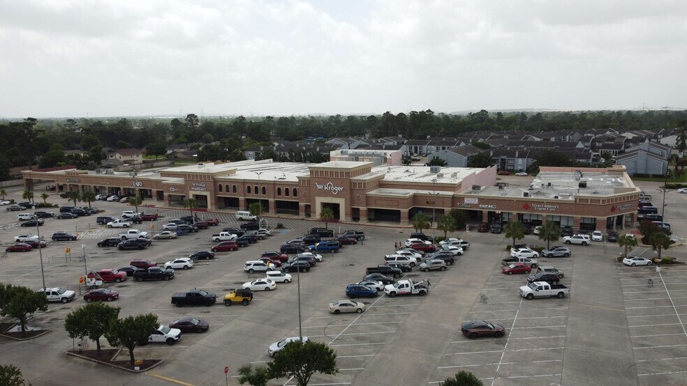 More Photos Of 12620 Woodforest Blvd, Houston Unknown For Lease