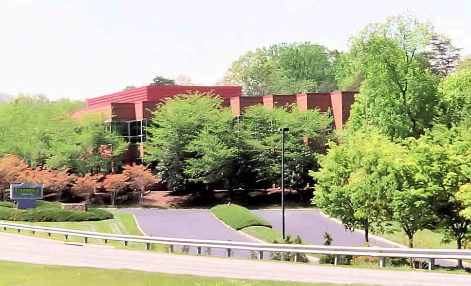 More Photos Of 2800-2840 Electric Rd, Roanoke Office For Lease