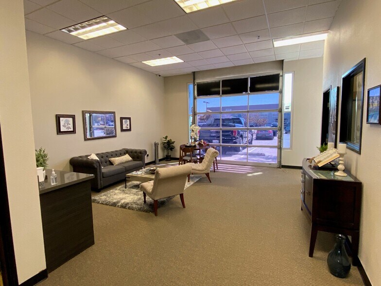 More Photos Of 861 Harold Pl, Chula Vista Research And Development For Sale