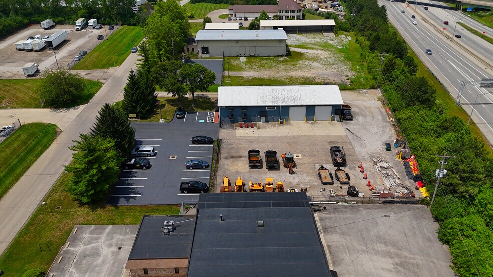 More Photos Of 2350 Scioto Harper Rd, Columbus Warehouse For Sale