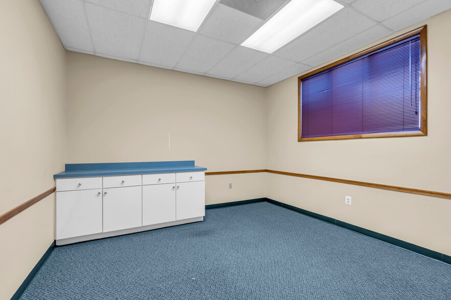 More Photos Of 2130 Highway 35, Sea Girt Medical For Sale