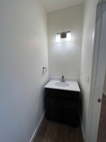 More Photos Of 1315 Pinkard, Prineville Multifamily For Sale