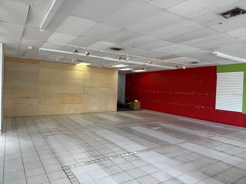 More Photos Of 3200-3226 W Hillsboro Blvd, Deerfield Beach Storefront For Lease