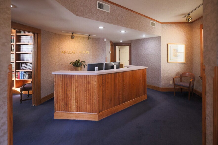 More Photos Of 951 Grand Ave, Saint Paul Office For Sale