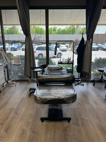 More Photos Of 1101 S Winchester Blvd, San Jose Office For Lease