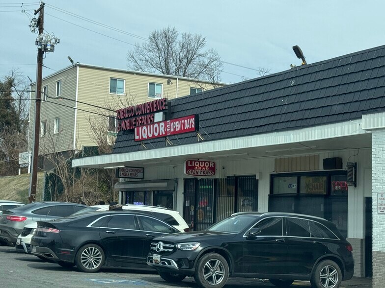 More Photos Of 5418-5432 Sinclair Ln, Baltimore Unknown For Lease