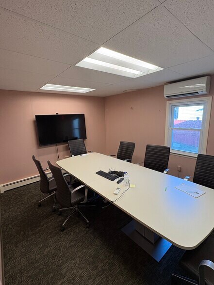 More Photos Of 601-603 19th St, Watervliet Drugstore For Sale