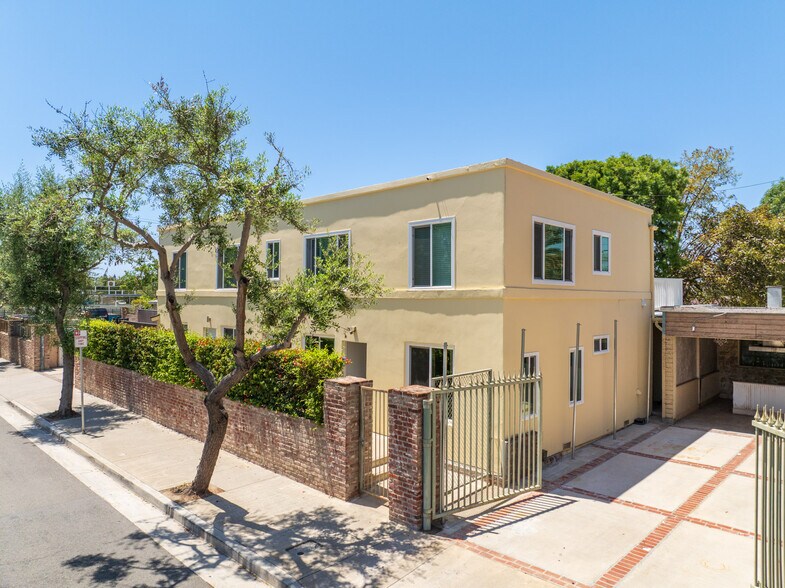 More Photos Of 208 Olive st, Santa Ana Multifamily For Sale
