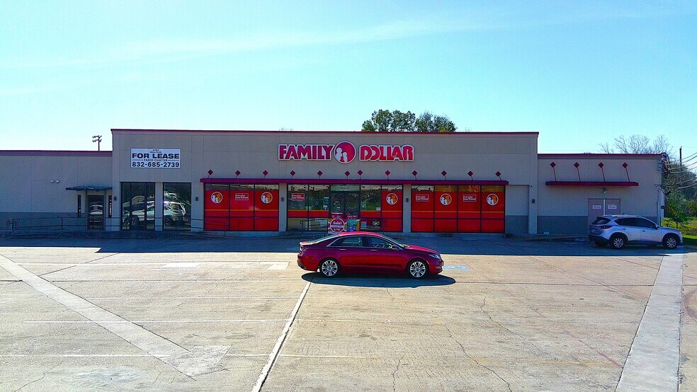 More Photos Of 2706 Cherrybrook Ln, Pasadena Storefront Retail Office For Sale