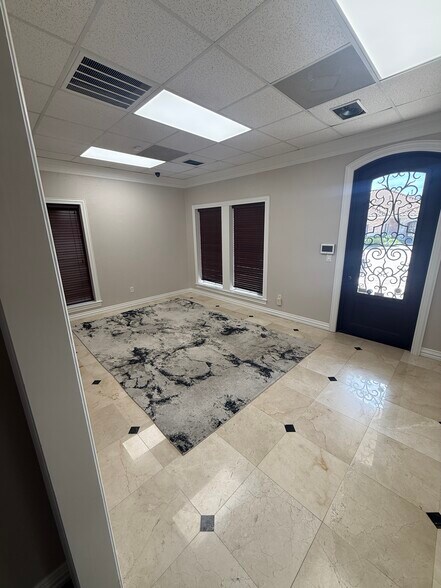 More Photos Of 1316 Village Creek Dr, Plano Office For Lease