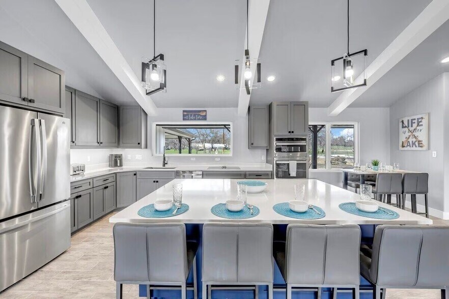 More Photos Of 3120 River Oaks Dr, Kingsland Specialty For Sale