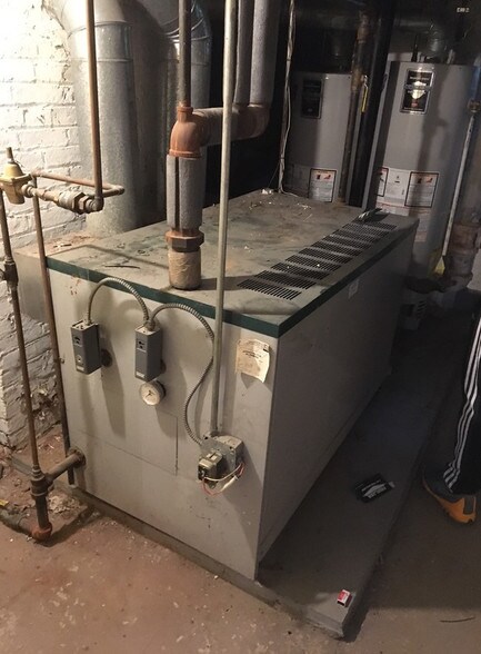 More Photos Of 1006 Summit Ave, Jersey City Apartments For Sale