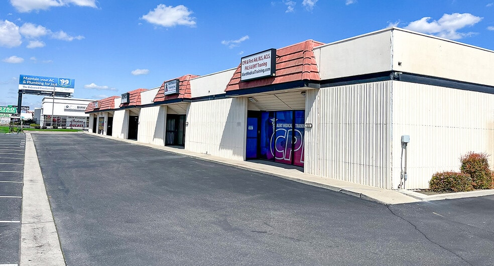 More Photos Of 2750 N Clovis Ave, Fresno Warehouse For Lease