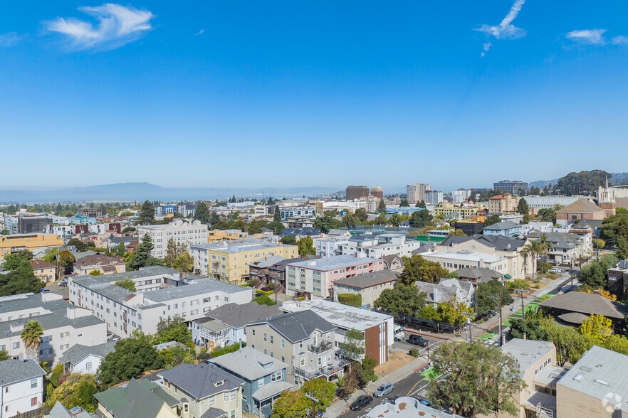 More Photos Of 2500 Dana St, Berkeley Apartments For Sale