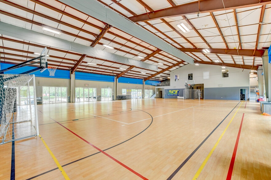 More Photos Of 3400 Turgot Ln, Mount Pleasant Health Club For Lease