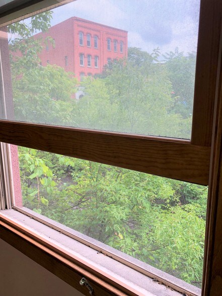 More Photos Of 231 Walton St, Syracuse Office Residential For Sale