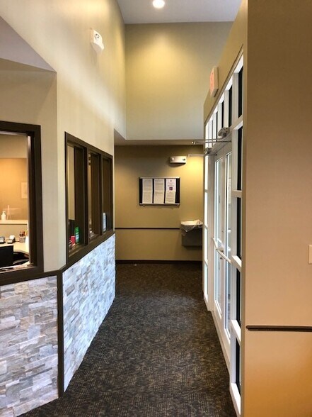 More Photos Of 6483 Transit Rd, East Amherst Medical For Lease