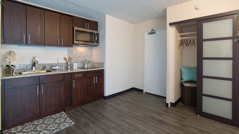 More Photos Of 441 Walina St, Honolulu Apartments For Sale