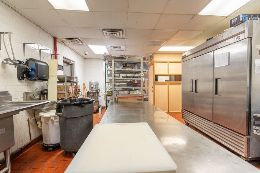 More Photos Of 3324 Lakeview Pky, Rowlett Restaurant For Sale
