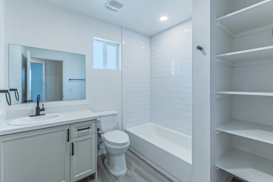 More Photos Of 1435 East Taylor St, Phoenix Apartments For Sale
