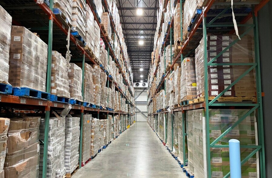 More Photos Of 3010 Enloe St, Hudson Refrigeration Cold Storage For Lease