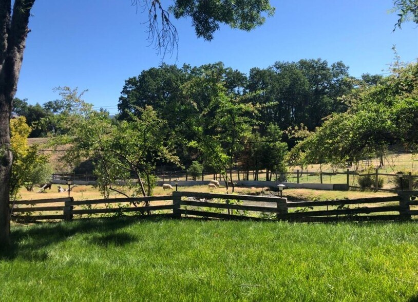 More Photos Of 14600 S Highway 101, Hopland Winery Vineyard For Sale