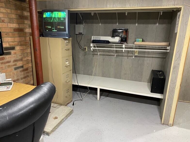 More Photos Of 3542 Springdale Rd, Cincinnati Medical For Sale