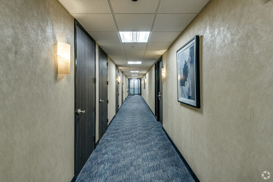 More Photos Of 14525 Hwy 7, Minnetonka Medical For Lease