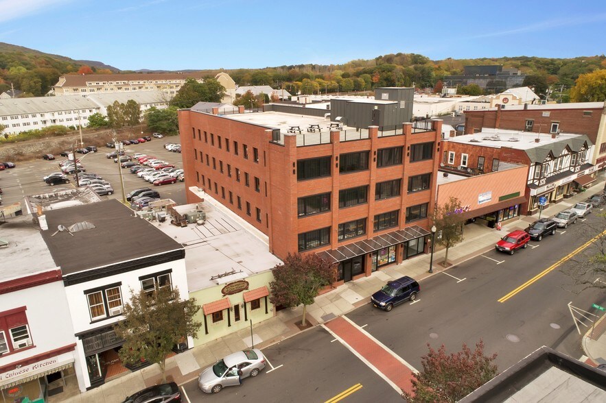 More Photos Of 74 Lafayette Ave, Suffern Storefront Retail Office For Lease