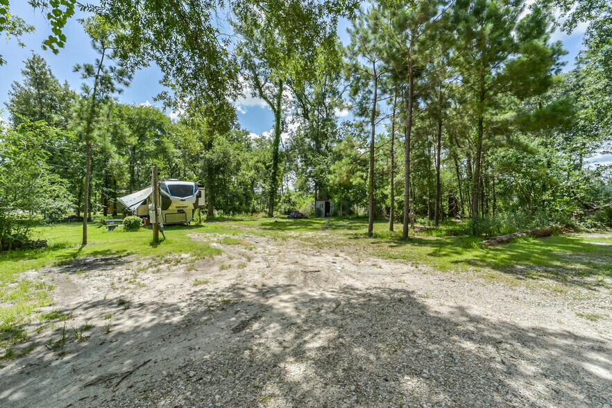 More Photos Of 18519 FM 2100 Rd, Crosby Specialty For Sale