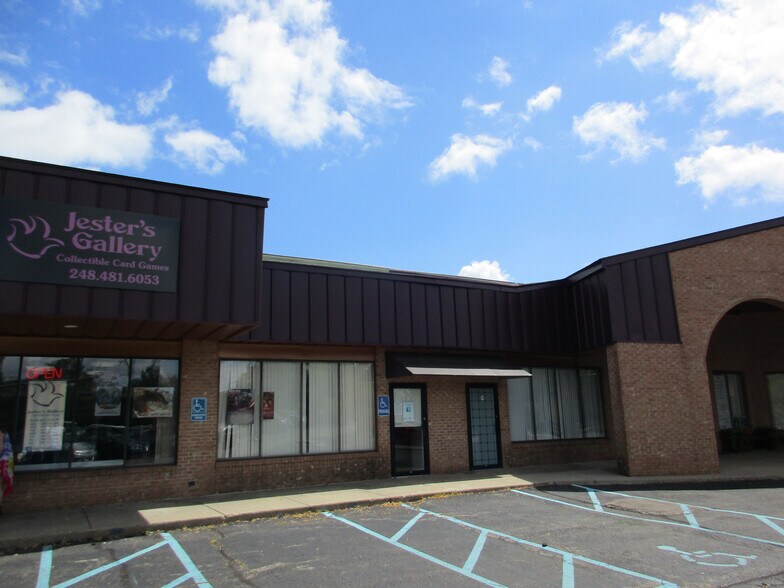 More Photos Of 1400 Scott Lake Rd, Waterford Office For Lease
