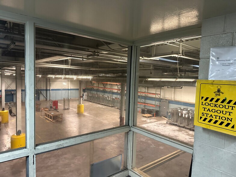 More Photos Of 200 Herald Journal Blvd, Spartanburg Manufacturing For Lease