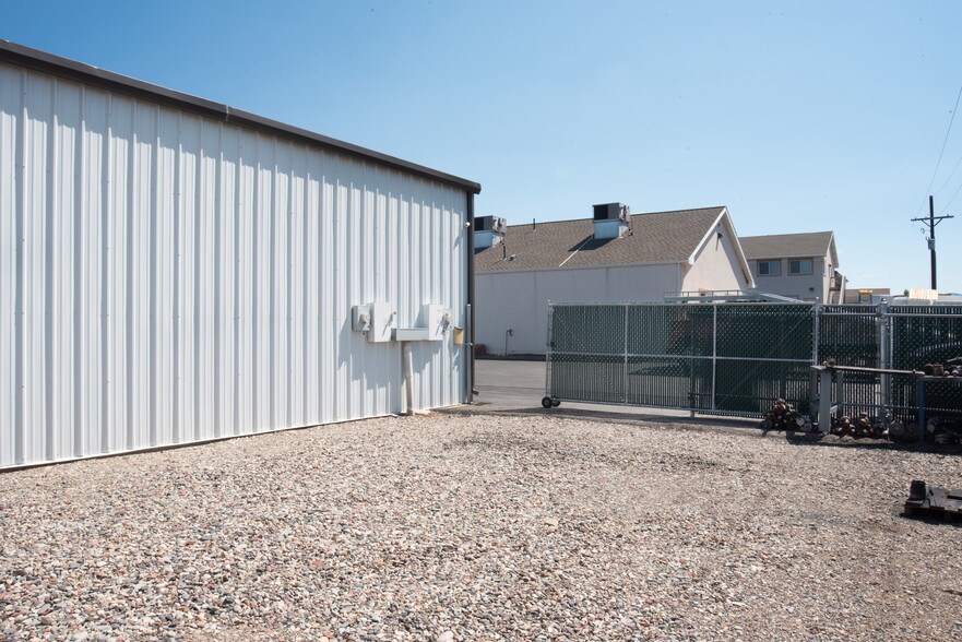 More Photos Of 2222 Mustang Dr, Silt Industrial For Lease