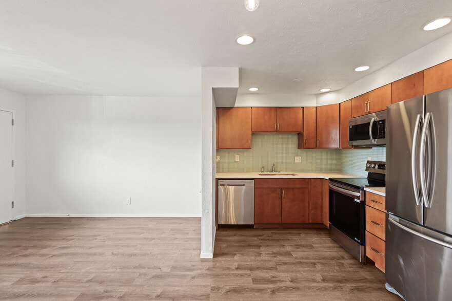 More Photos Of 651 29th St, Denver Apartments For Sale